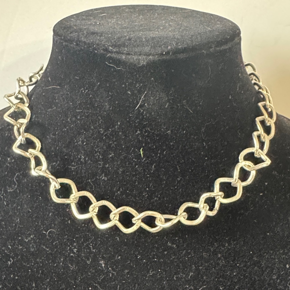 Vintage Elegant Silver tone fashion Chain Necklace